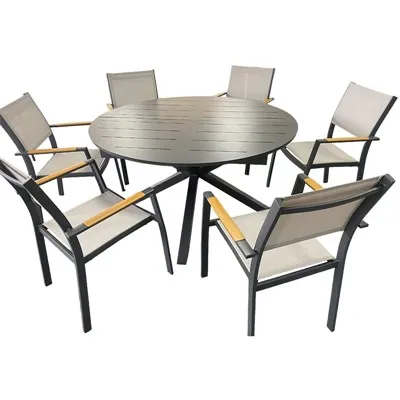 Kerek kültéri asztalkészletek